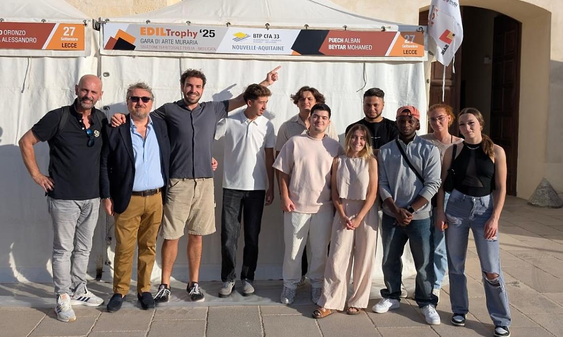Giovani francesi a Taranto e Lecce per imparare il mestiere di piastrellista
