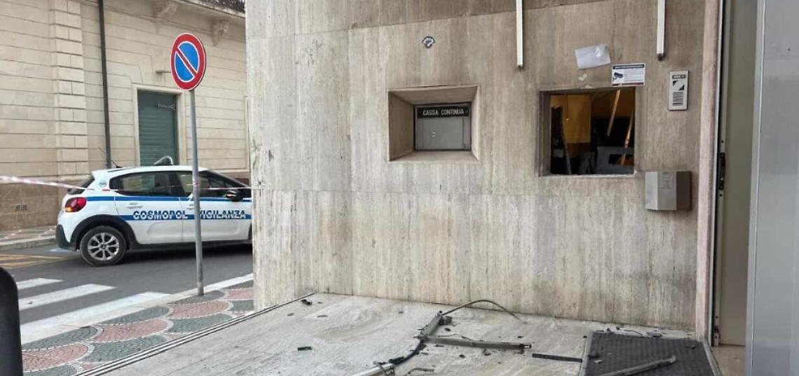 Bancomat sotto attacco a San Pietro Vernotico