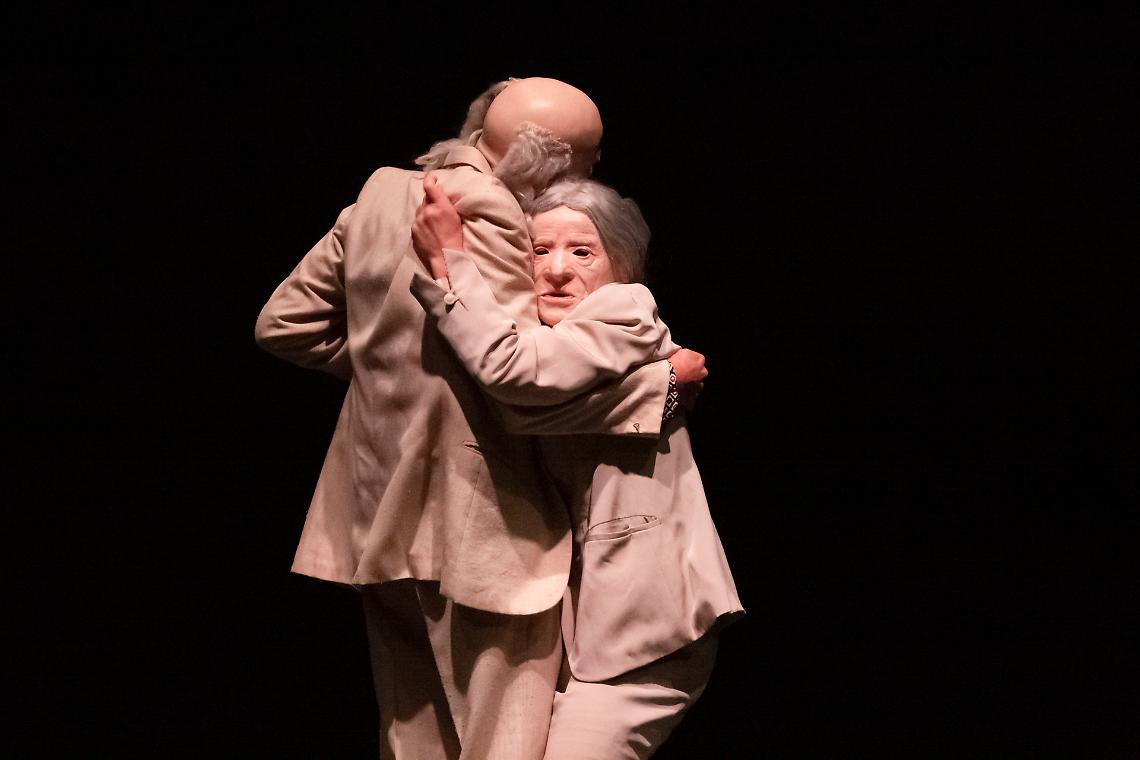 “Il tango delle capinere” (foto di scena di Rosellina Garbo)