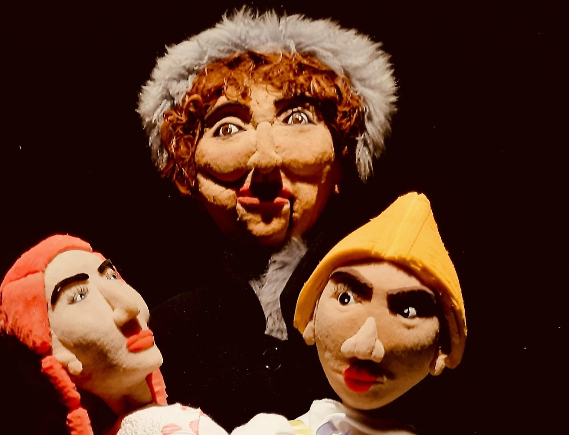 I pupazzi protagonisti dello spettacolo "Cenerentola 301" di Daria Paoletta