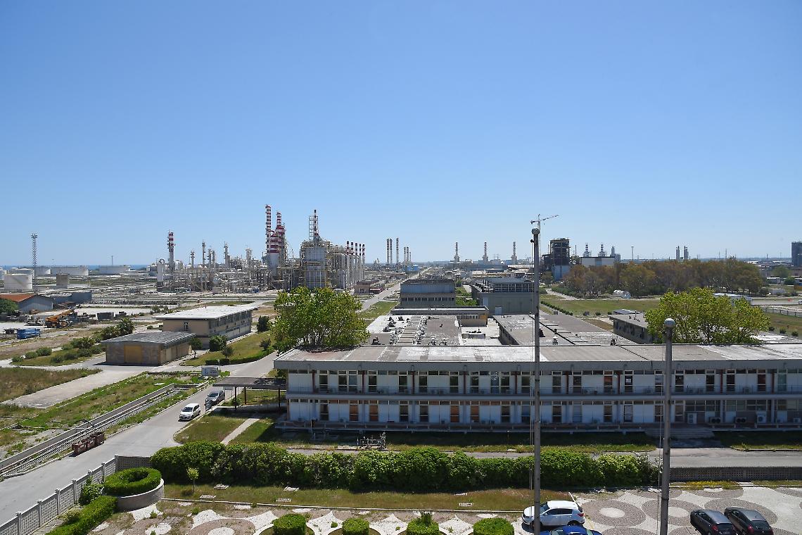 Lo stabilimento Versalis di Brindisi