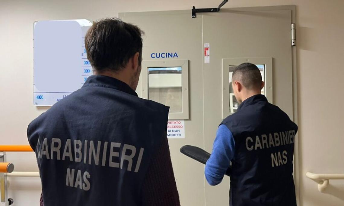 Il blitz dei carabinieri del Nas nell'Ospedale di Corato