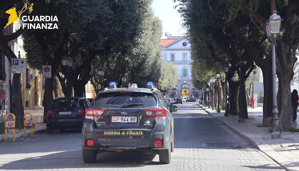 La Guardia di Finanza a Taranto