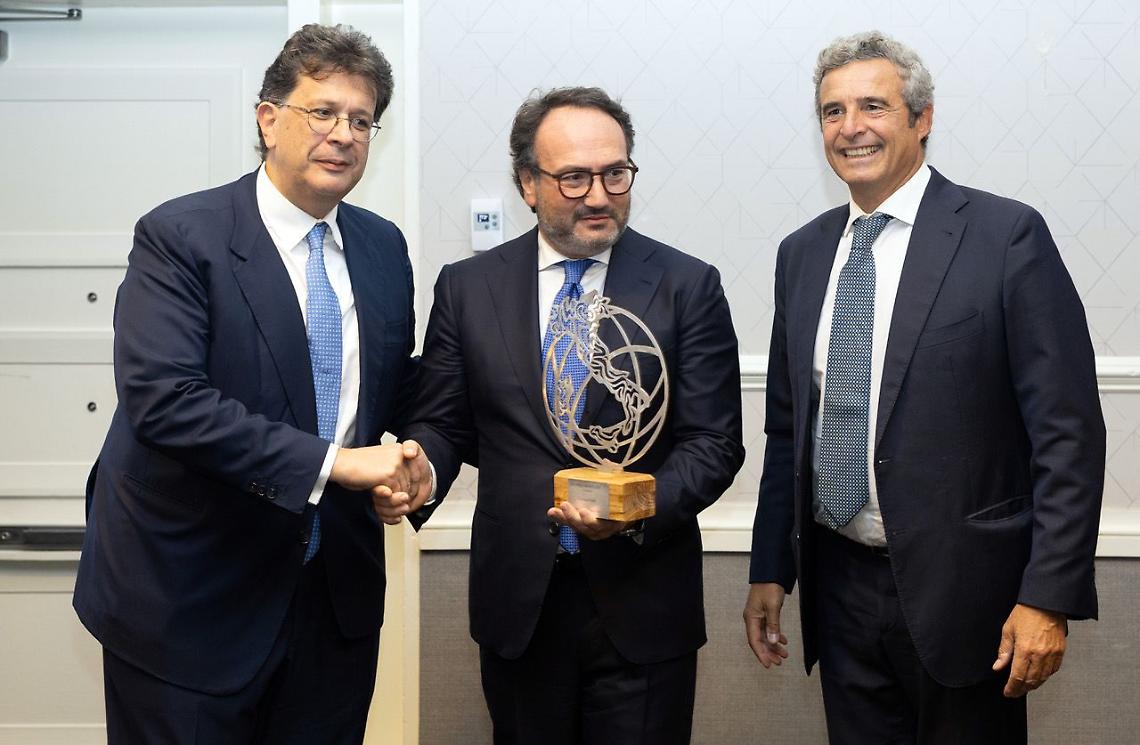 Gaetano Frulli premiato a Washington durante i 50 anni del Naif