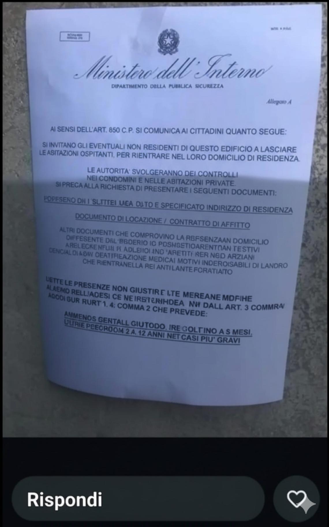 La foto del manifesto affisso in alcuni condomini a Grottaglie