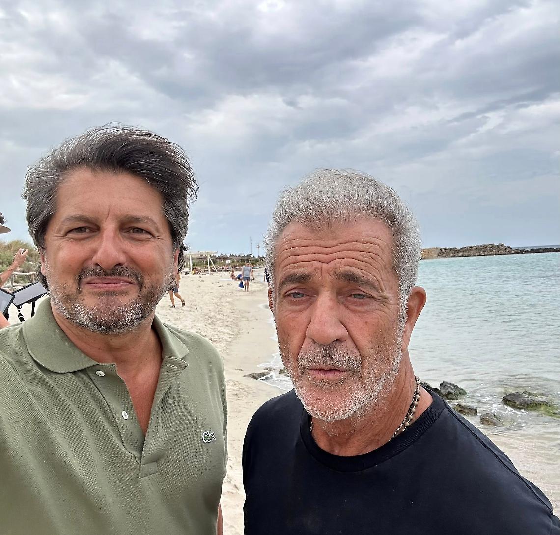 Rocky Malatesta e Mel Gibson a Torre Guaceto
