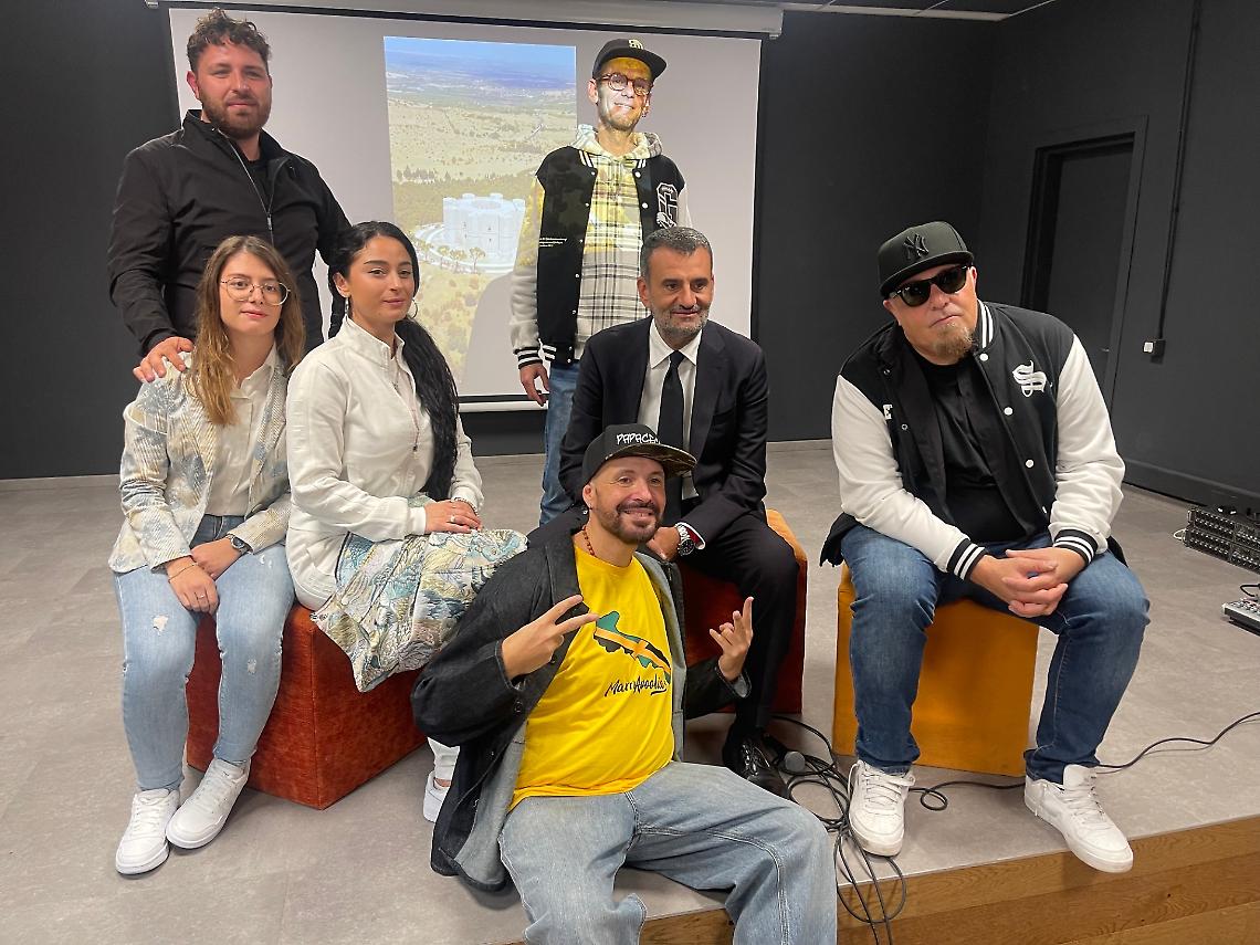 “Puglia che spera”, sette artisti firmano il rap che accompagna la campagna di Antonio Decaro