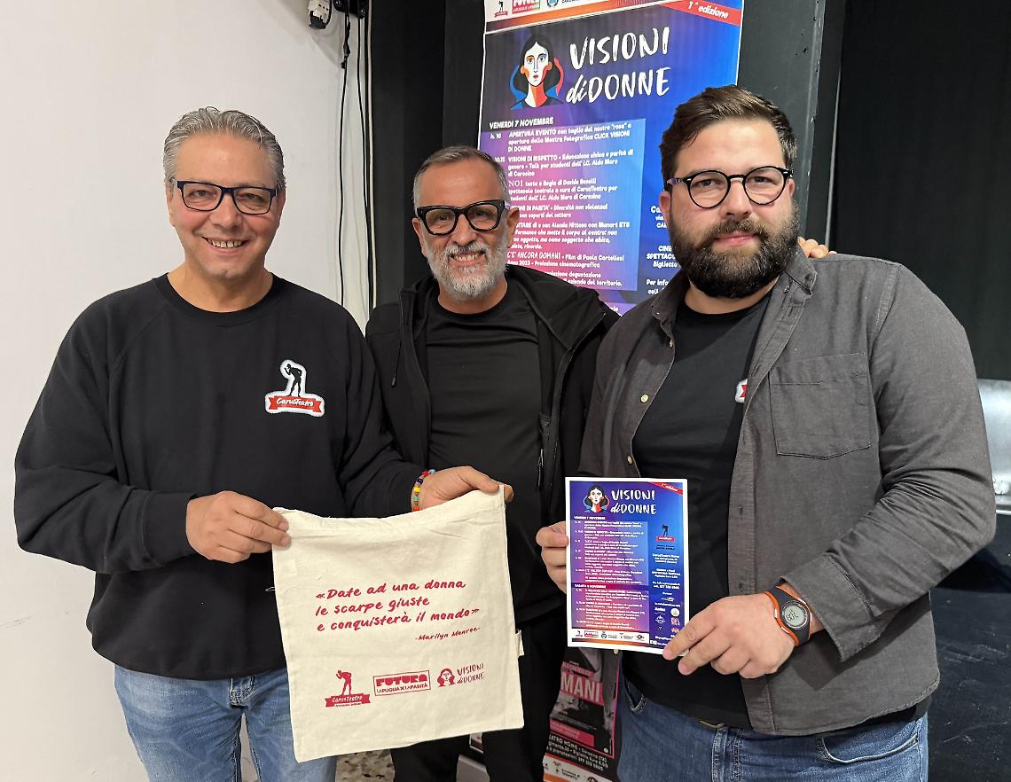 Davide Rosselli  (a destra) durante la presentazione dell'iniziativa