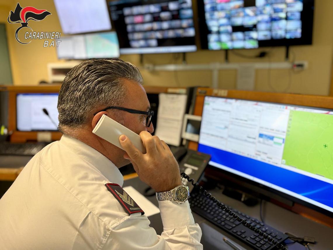 La sala operativa dei carabinieri Bat