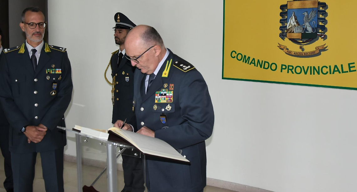 Guardia di Finanza, visita del comandante regionale a Brindisi