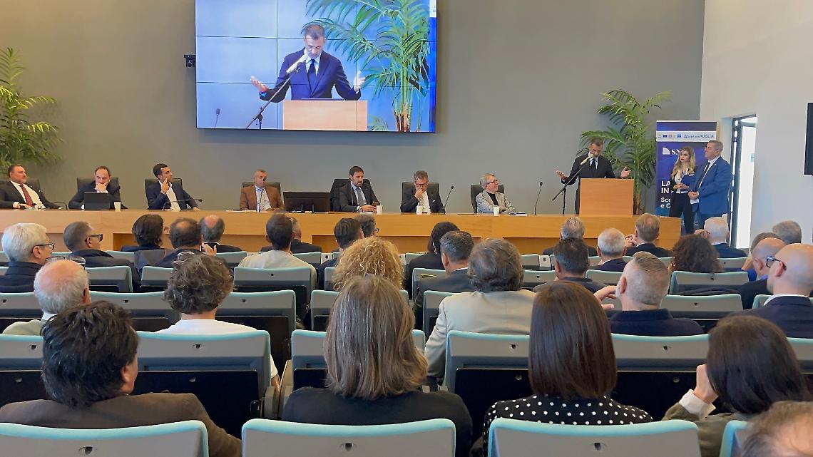 Antonio Decaro a Brindisi