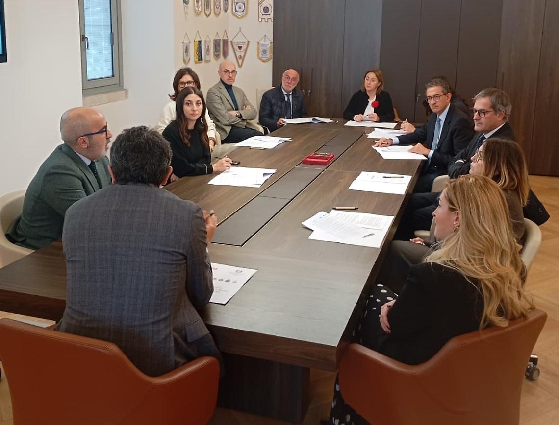 Protocollo per gli orfani di femminicidio, nasce l’intesa tra Procura di Trani, Asl Bat e Comuni