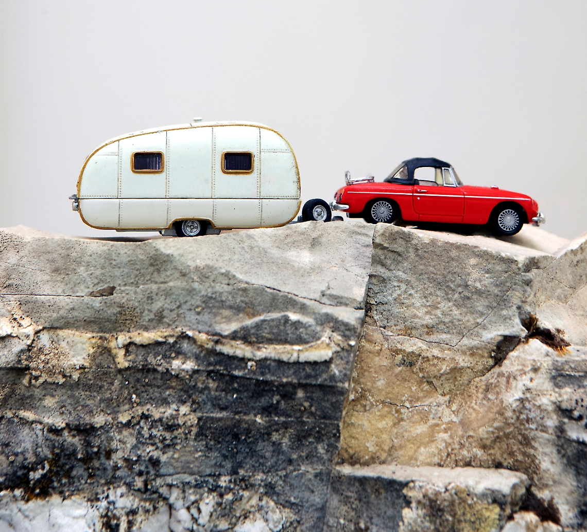 Una delle opere in esposizione, “Weekend”