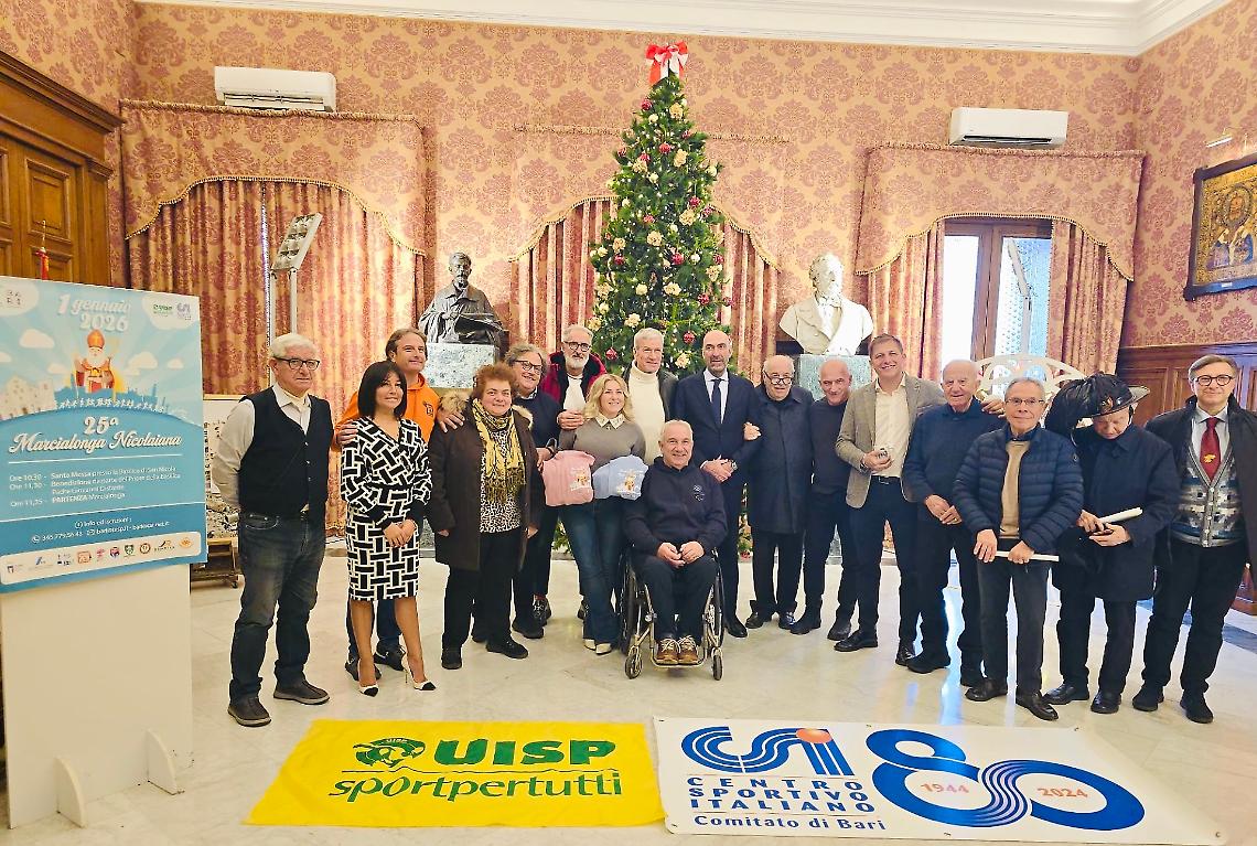 Marcialonga Nicolaiana, Bari inaugura l&rsquo;anno con sport, tradizione e il tuffo a Pane e Pomodoro