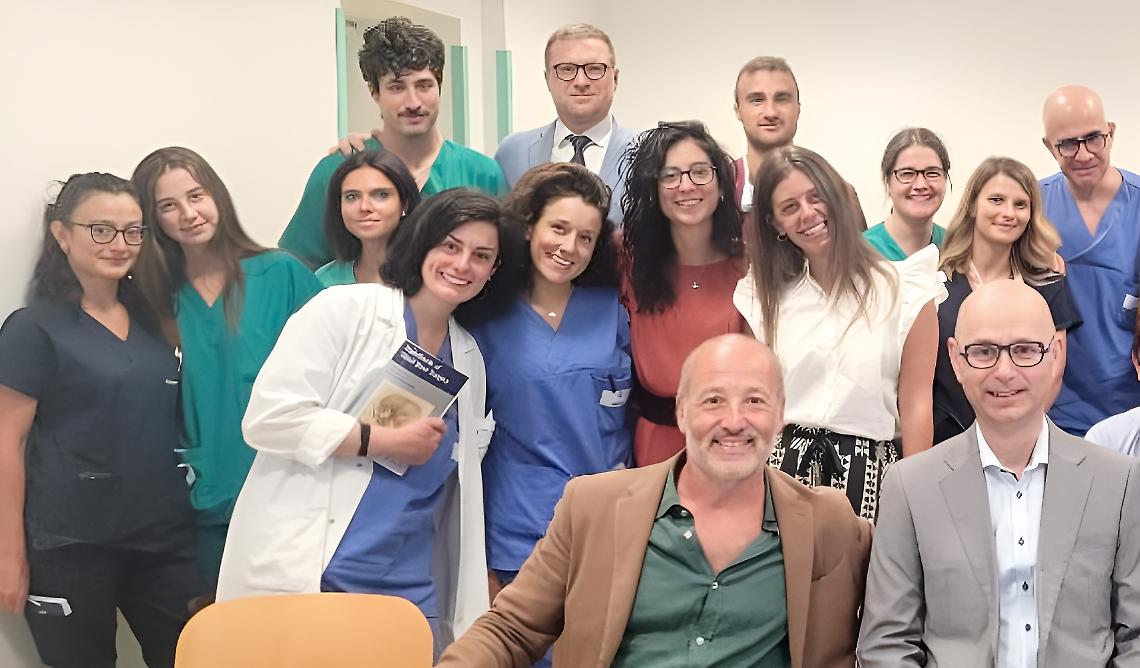 L'equipe di Neurochirurgia, diretta da Francesco Signorelli