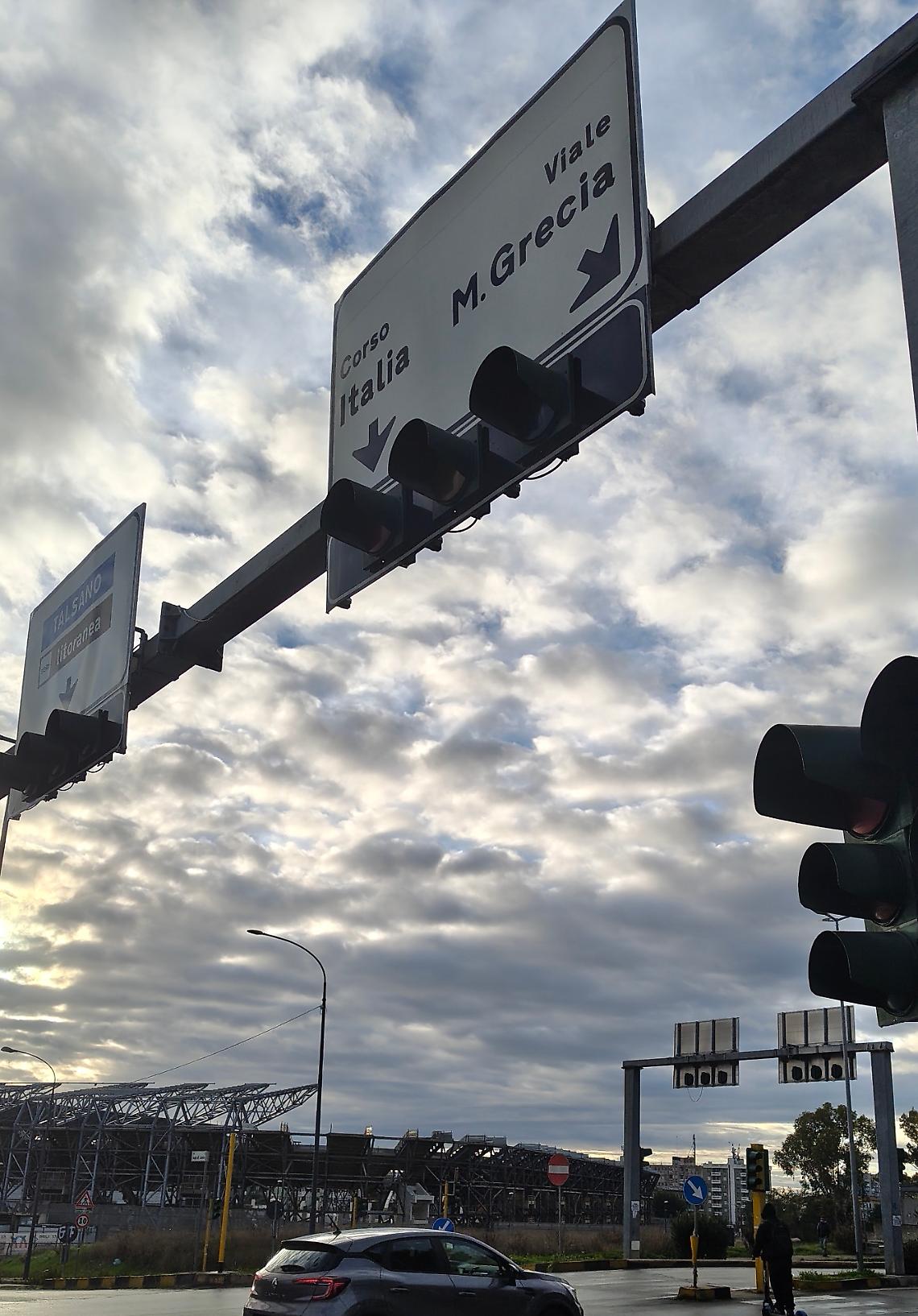 Via Lago di Como angolo via Ancona 