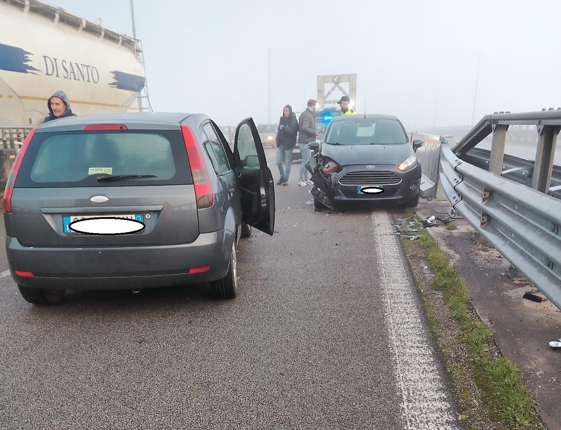 Incidente sul Ponte Punta Penna - foto di Francesco Manfuso