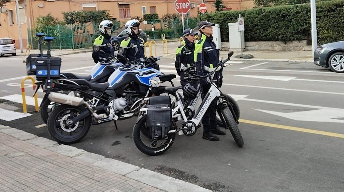 Agenti della Polizia Locale di Taranto