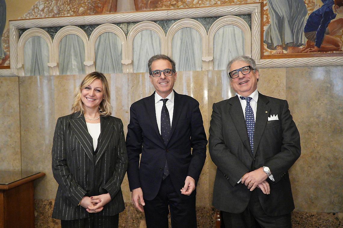Il CdA di Aqp, da sin:  Fiorenza Pascazio, Roberto Venneri  e Luciano Ancora