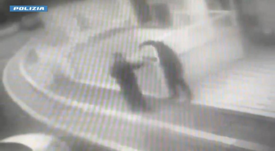 L'aggressione all'anziano a Lecce