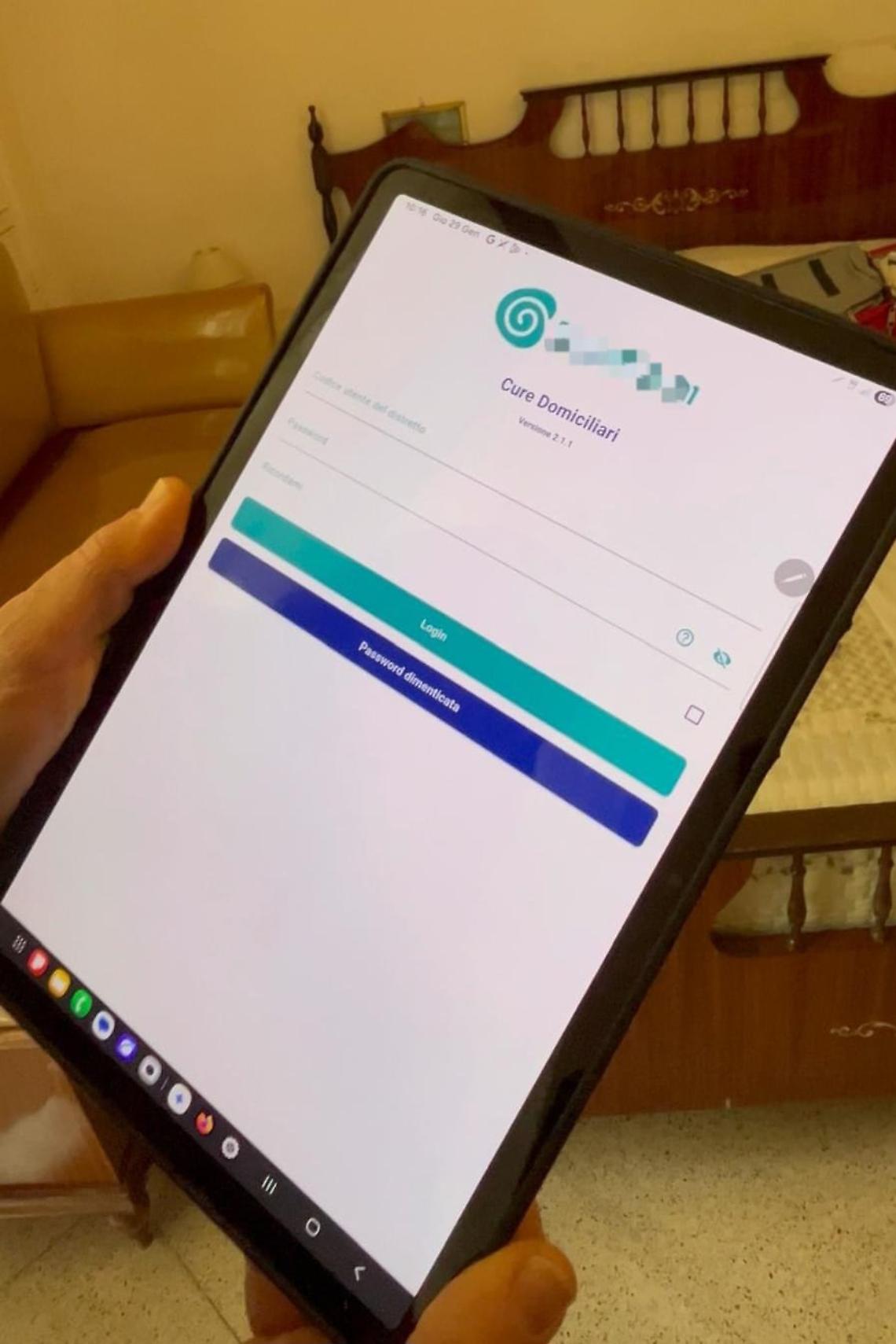 Rubati i tablet delle cure domiciliari