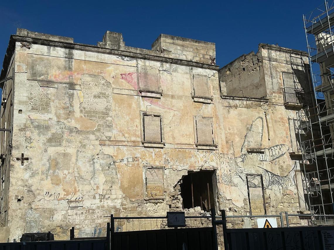 Crollo in vico Novelune in Citt&agrave; vecchia