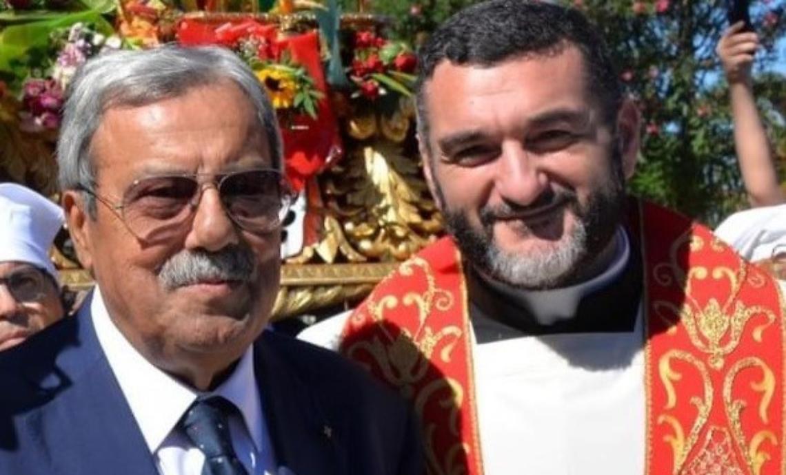 Tonino Gigante con mons. Emanuele Ferro