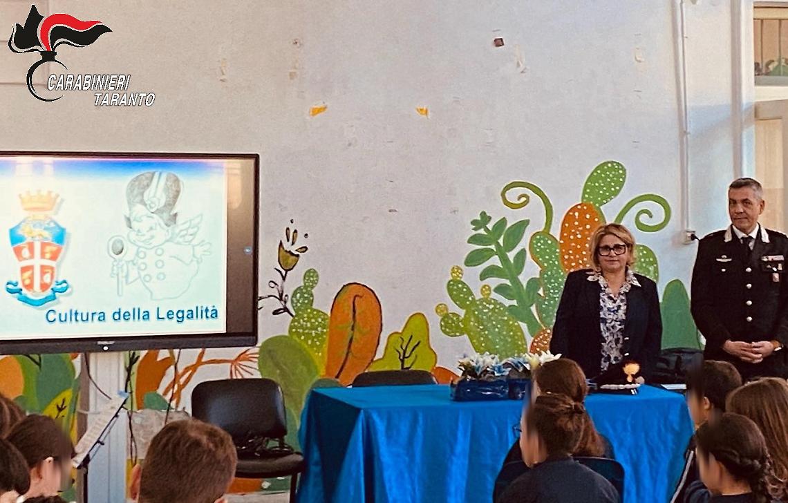 Legalit&agrave; tra i banchi, dialogo dei Carabinieri con gli studenti dei Tamburi