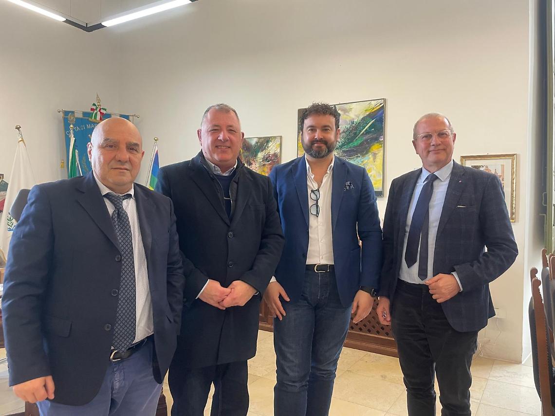 Incontro tra &ldquo;Per Taranto&rdquo; e il presidente della Provincia Palmisano