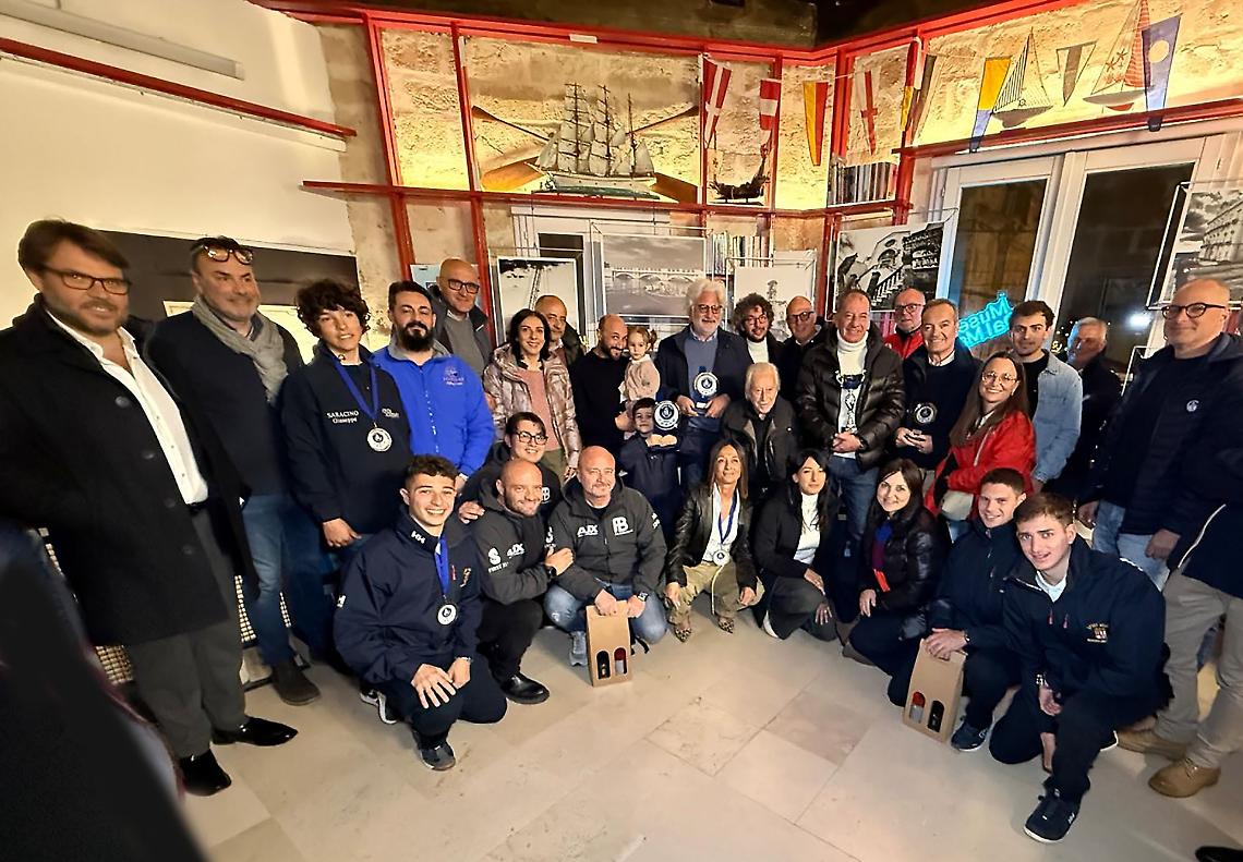 Taranto celebra la vela: successo per il Trofeo Taras 2026 nel Mar Grande