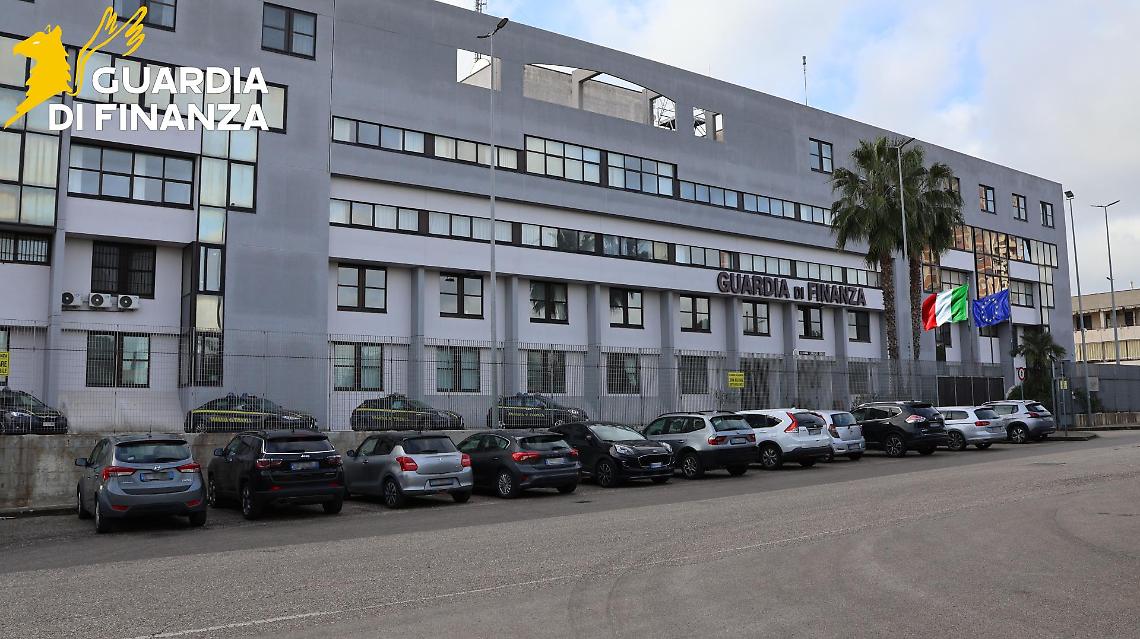 La Guardia di Finanza a Taranto