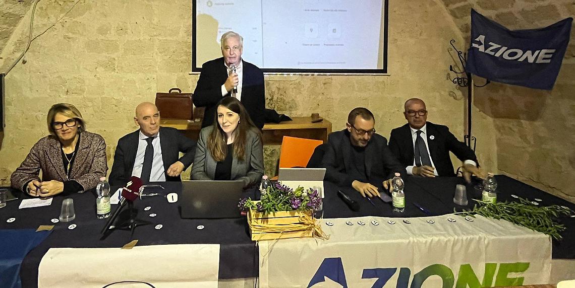 Il consigliere comunale Enzo Di Gregorio annuncia il passaggio ad Azione