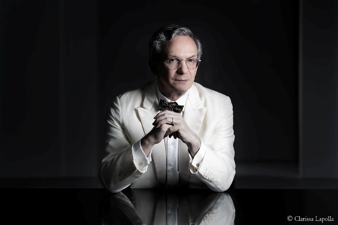 Fabio Luisi (foto di Clarissa Lapollaph)