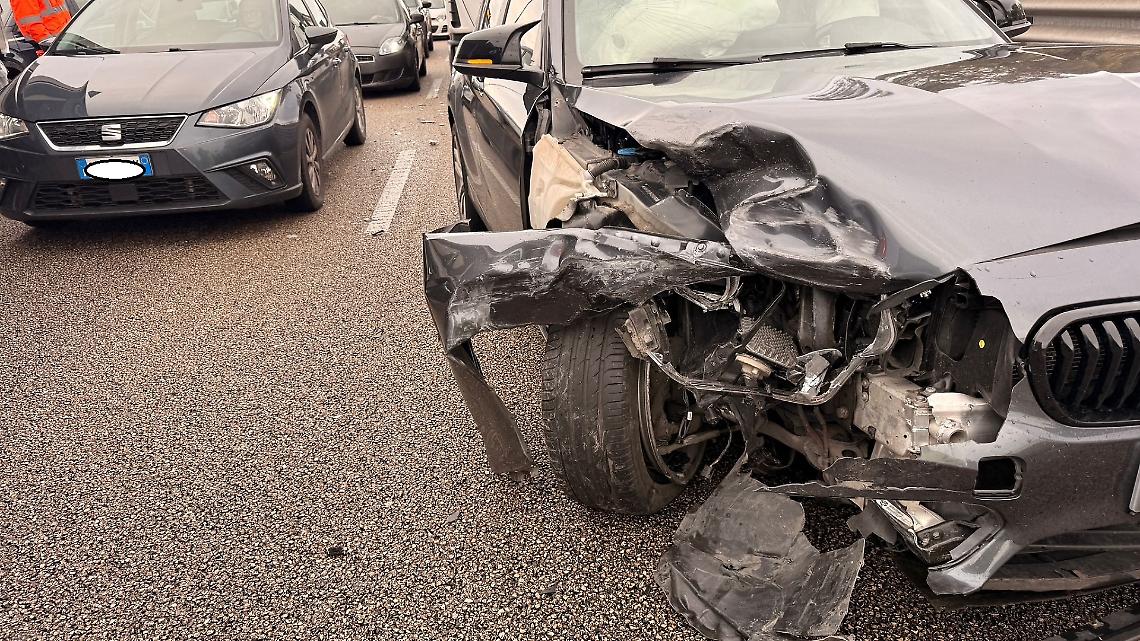 L'incidente sul Ponte Punta Penna - foto di Francesco Manfuso