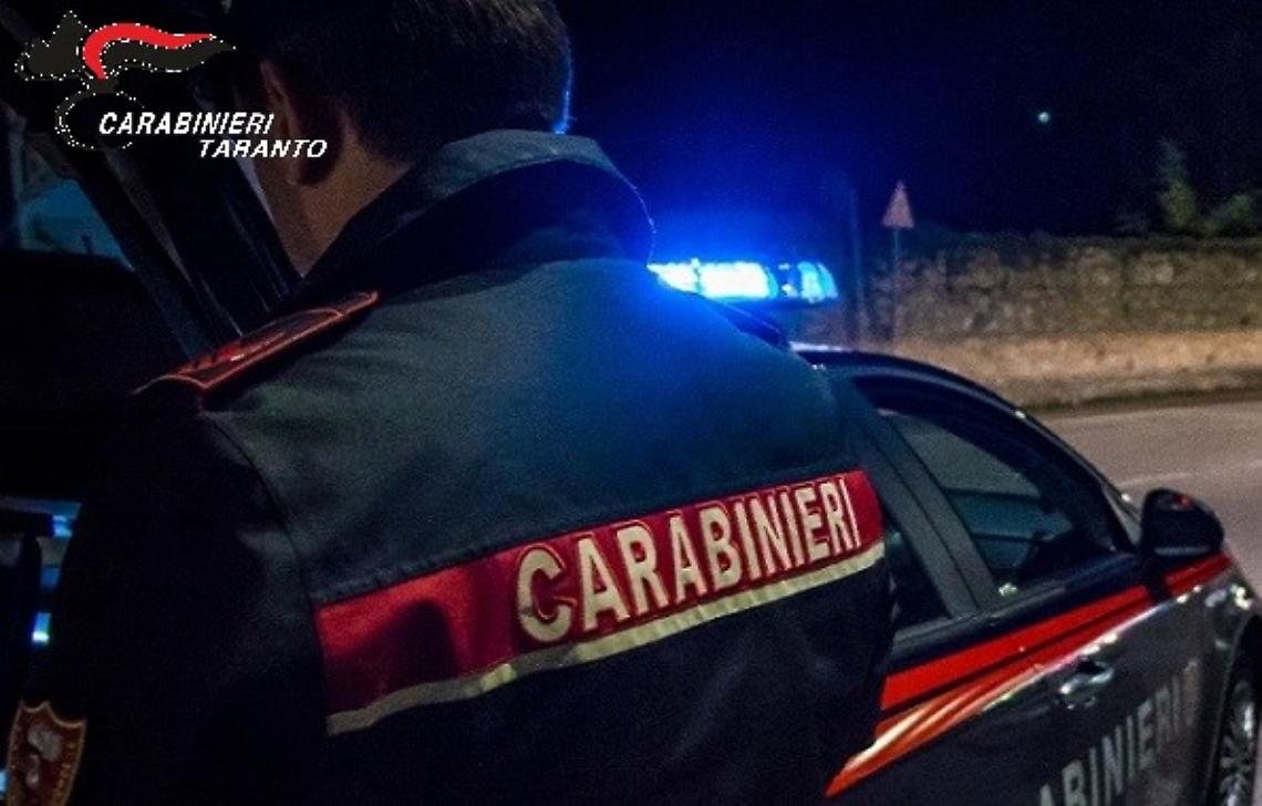 Il blitz dei carabinieri di Taranto ai Tamburi