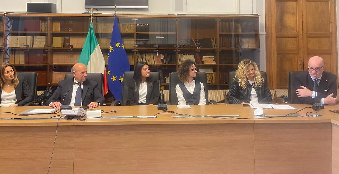 Taranto laboratorio di ricerca, al via i dottorati Eni con l&rsquo;Universit&agrave; di Bari