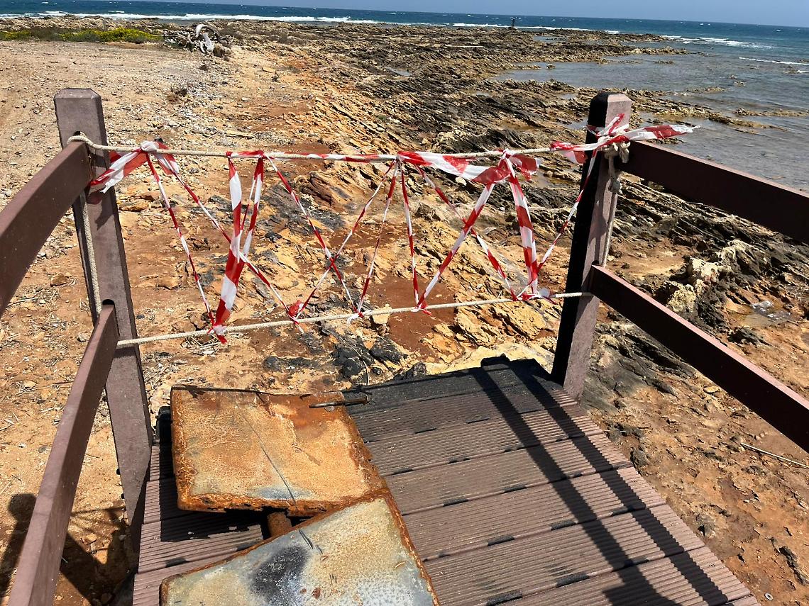Punta del Serrone, via al ripristino della passerella danneggiata dal rogo