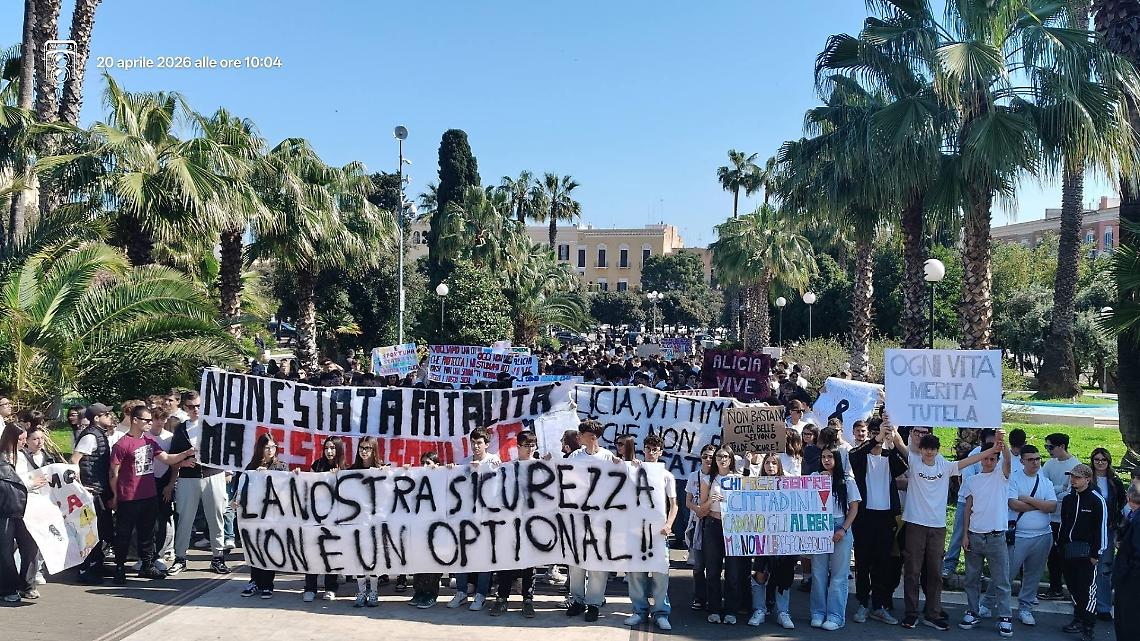 Bisceglie in marcia per Alicia - foto di Pinuccio Rana