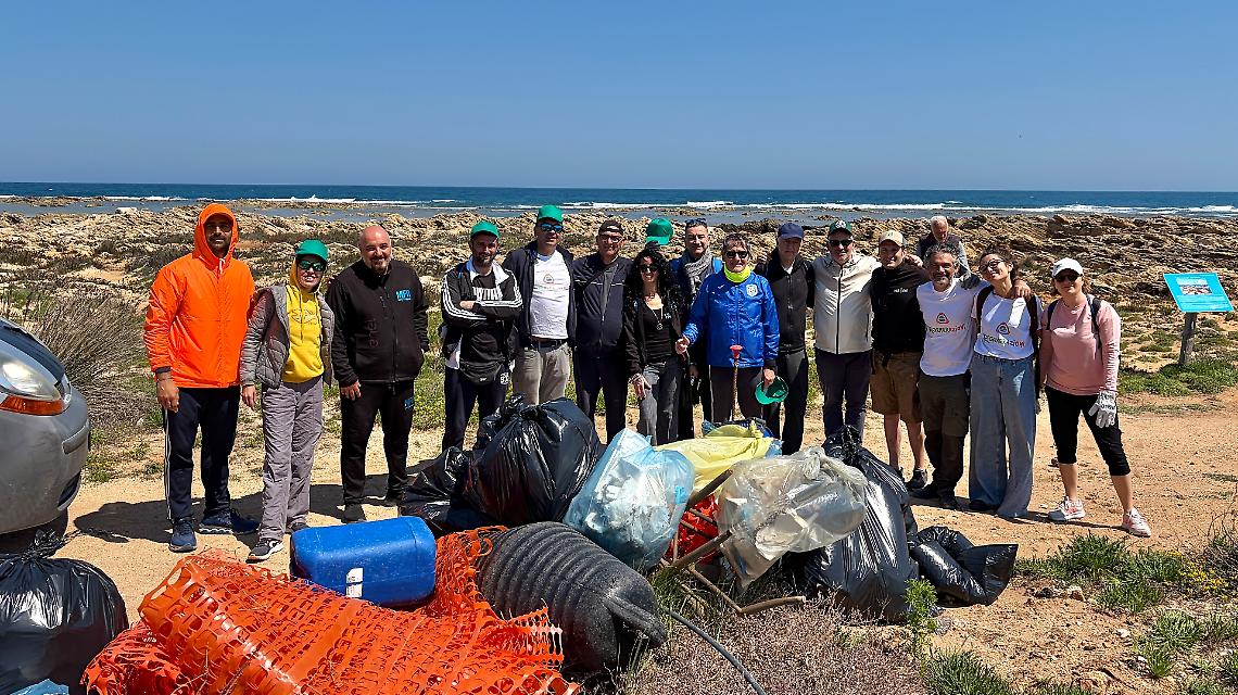Parco del Serrone ripulita dai volontari, raccolti oltre 100 sacchi di rifiuti