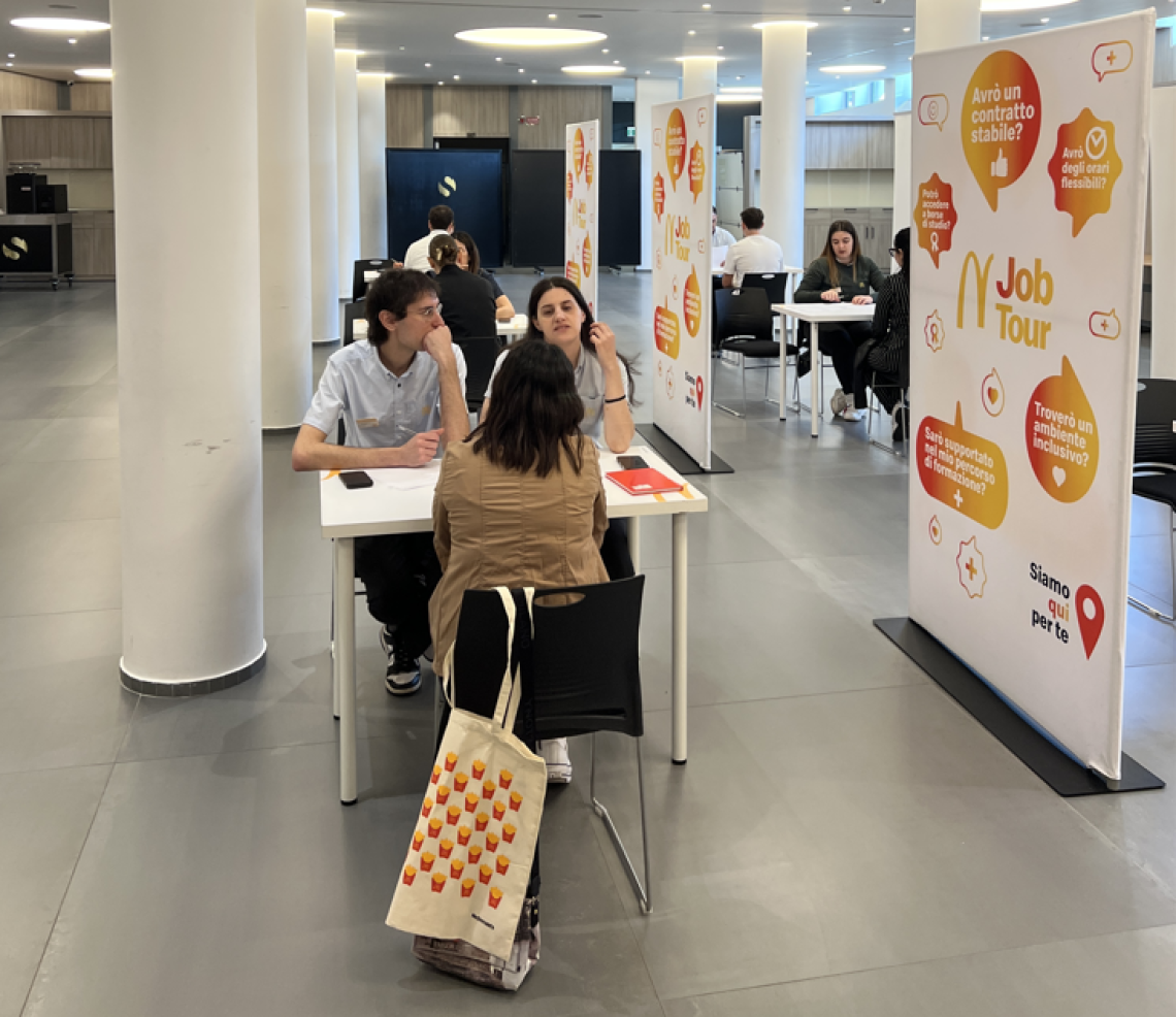 Taranto, al via le selezioni McDonald&rsquo;s: 50 posti per il nuovo ristorante