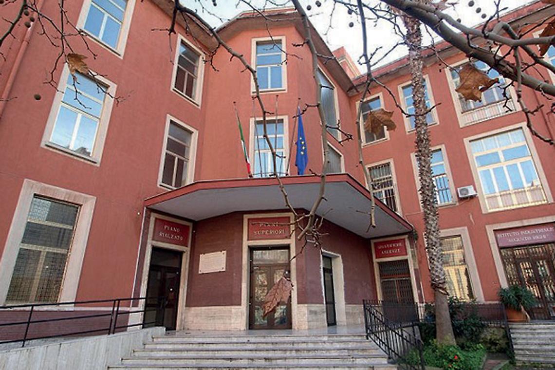 L’Augusto Righi di Taranto