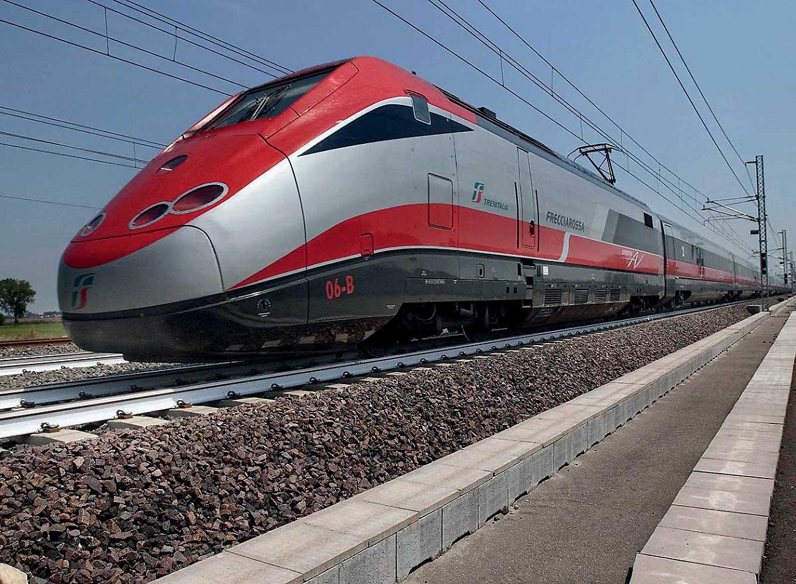 Treno Freccia Rossa