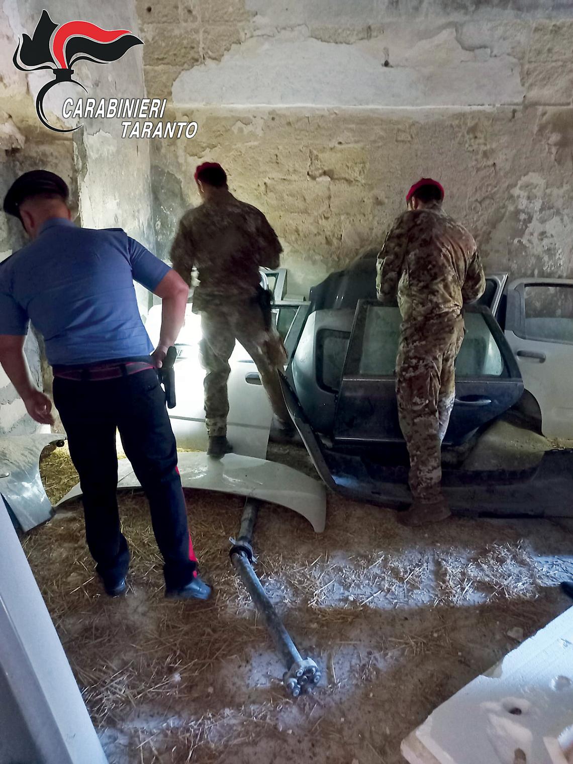 In un casolare fucile ed esplosivo
