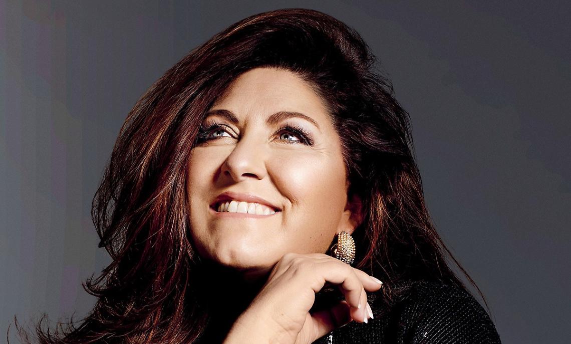 Anna Pirozzi, voce italiana tra le più conosciute al mondo