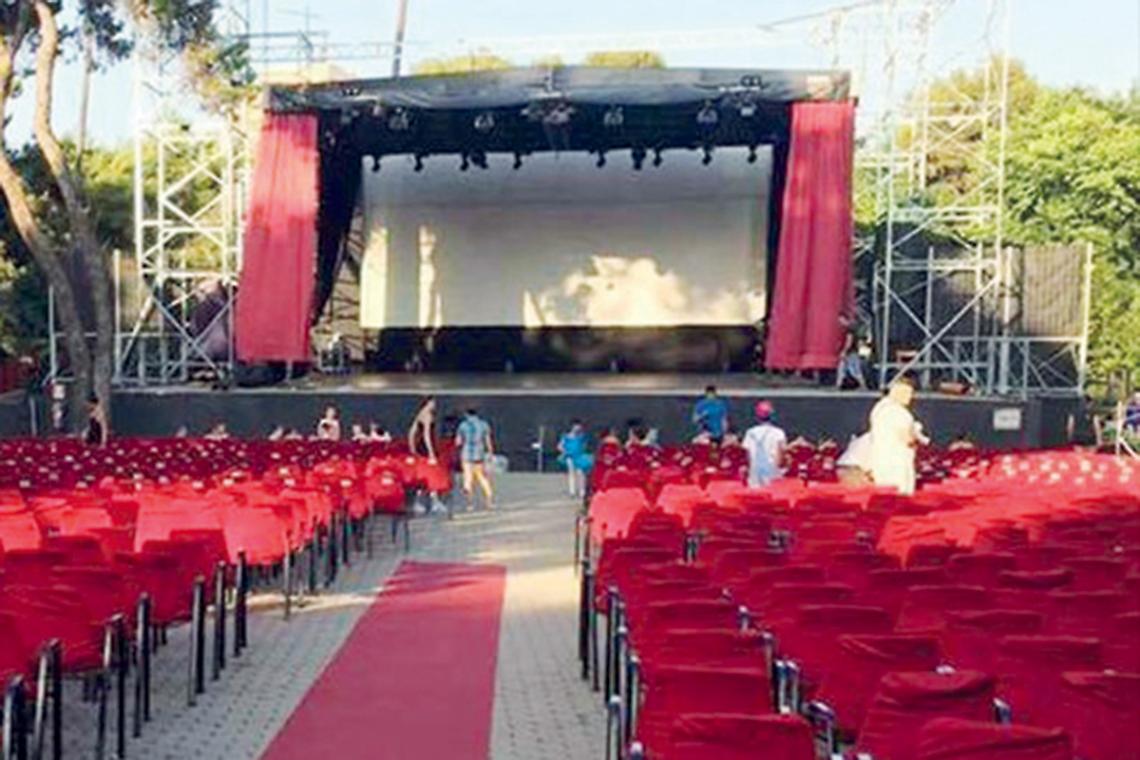 Il palco di Villa Peripato