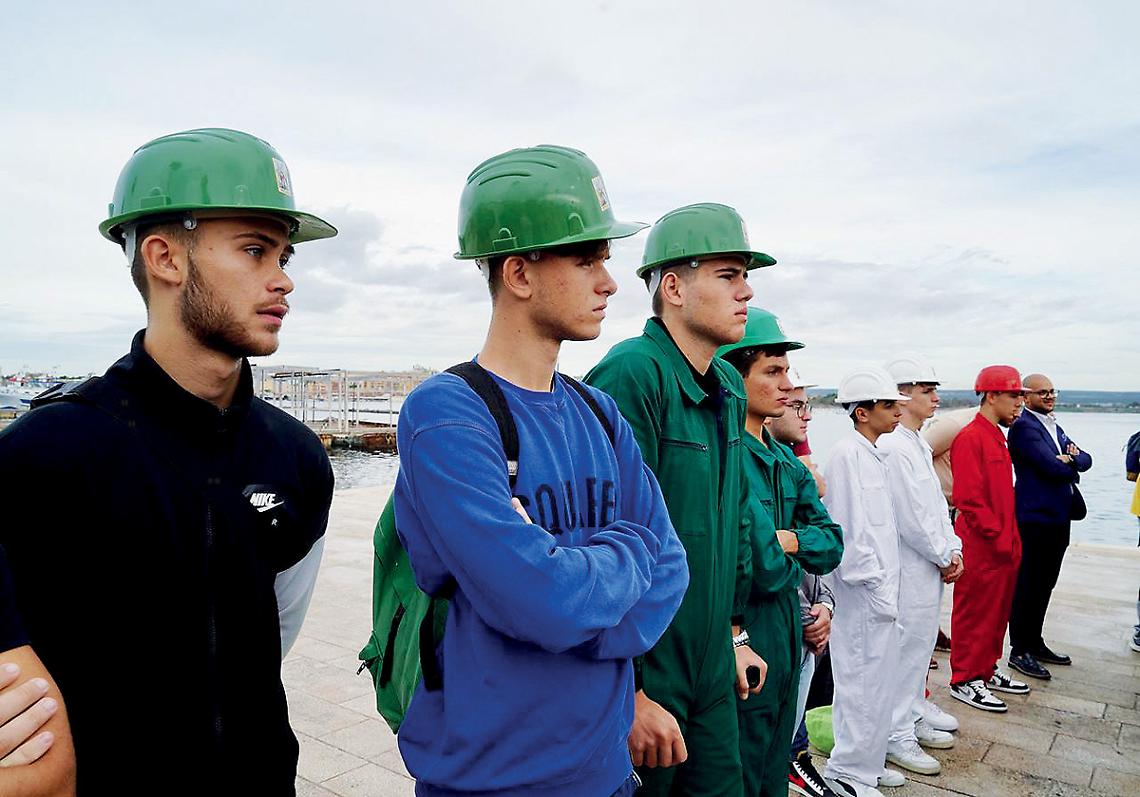 Taranto non dimentica i suoi martiri del lavoro
