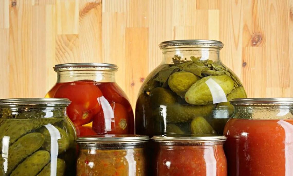 L'inflazione fa tornare i pugliesi alle "conserve della tradizione"