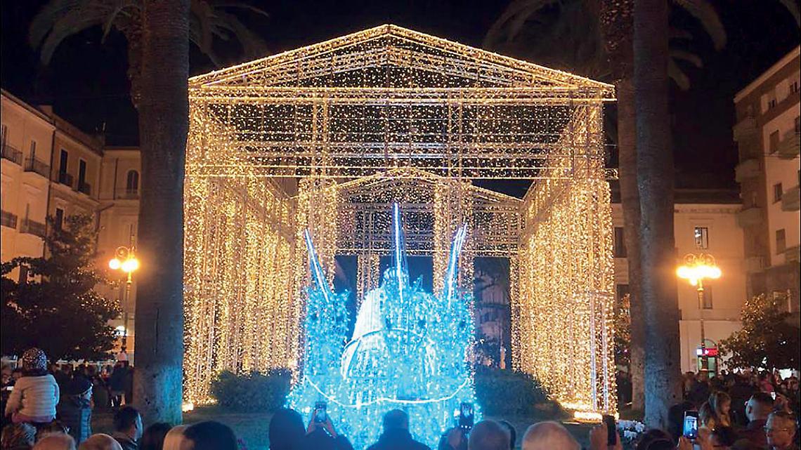Le luminarie natalizie a Taranto
