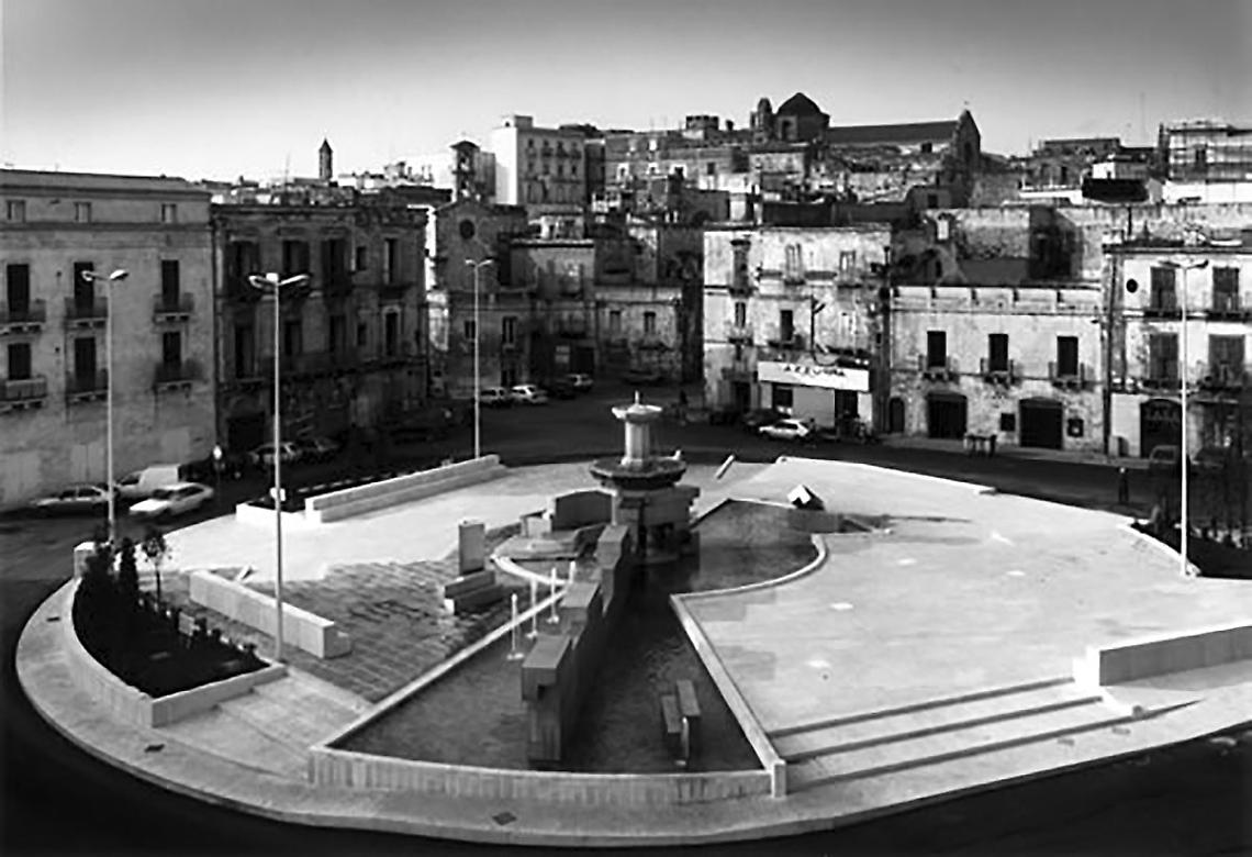 Piazza Fontana a Taranto