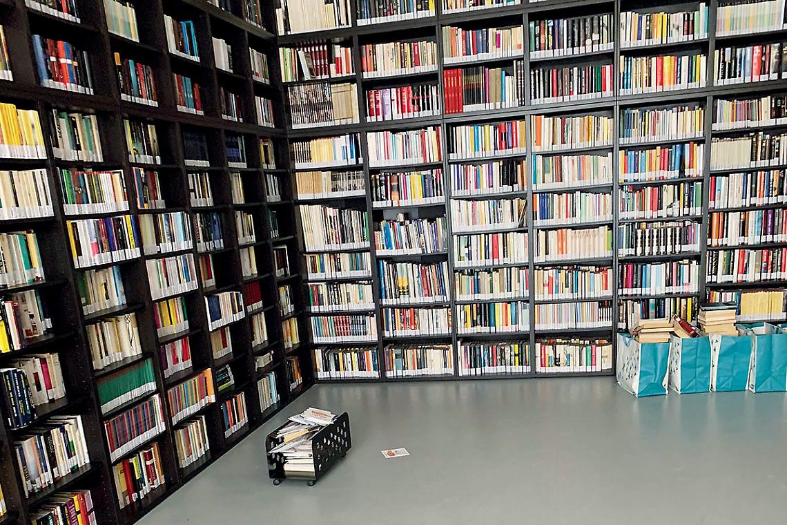 Furto alla Biblioteca “Motolese”